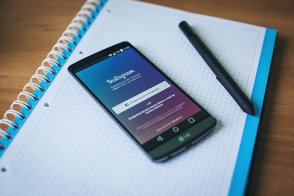 Instagram lanza las tarjetas de identificación